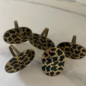 Set of 4 Vintage Solid Brass 90s Abstract Animal Round Metal Napkin Holder Rings